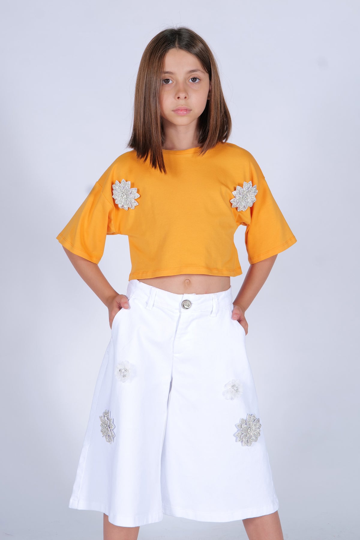 T-shirt con Applicazioni Fiore HLove bambina