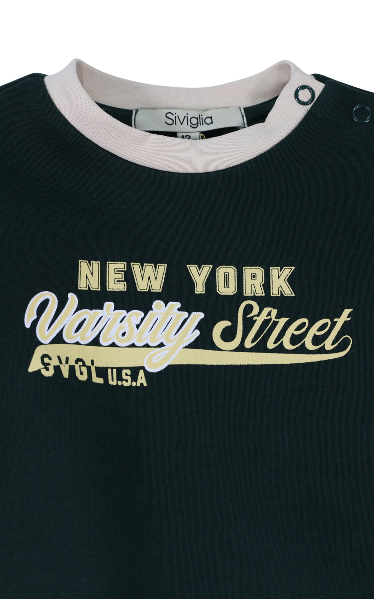 SVNST02274.GREENOFFWHITE.03.jpg