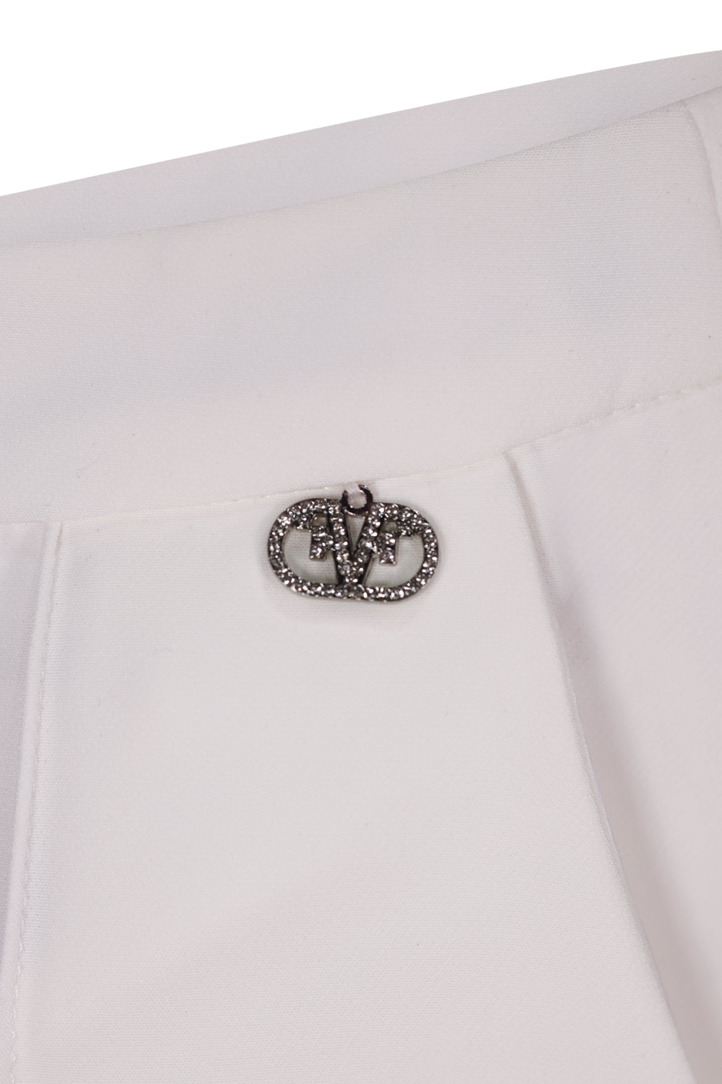 FNCJPT02792.WHITE.03.jpg